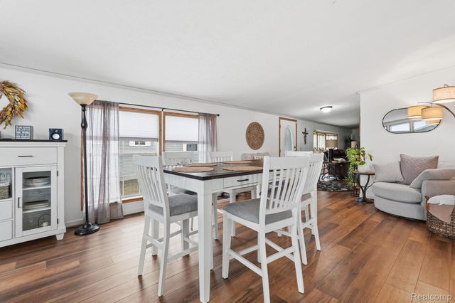 37319 Stone Way, New Haven Village, MI 48048