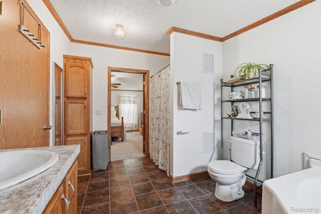 37319 Stone Way, New Haven Village, MI 48048