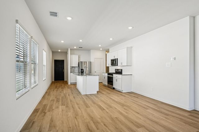 3126 Texoma Boulevard, Farmersville, TX 75442