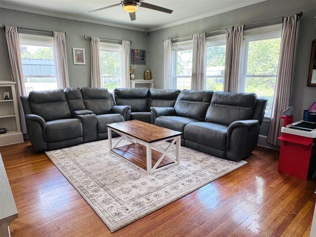 210 Emmons Street, Niles, MI 49120