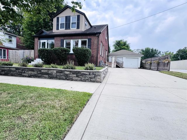 210 Emmons Street, Niles, MI 49120