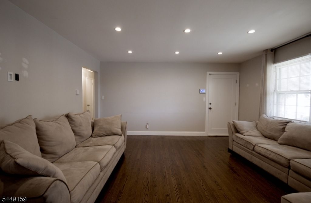 16 W Prospect St, Hawthorne Boro, NJ 07506 — photo 4