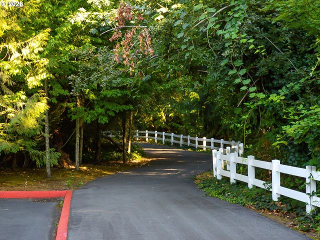 22838 Sw FOREST CREEK Dr 201, Sherwood, OR 97140