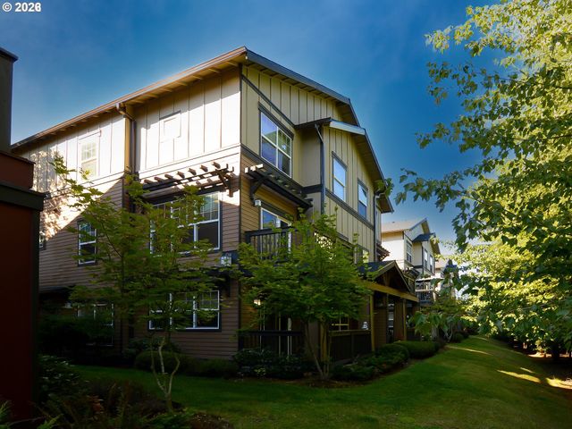 22838 Sw FOREST CREEK Dr 201, Sherwood, OR 97140