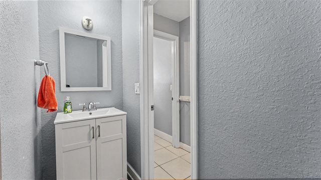 1413 HIDDEN CREEK LANE, Winter Haven, FL 33880