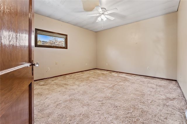 1767 S Eighty Eight Road, Greensboro, PA 15338