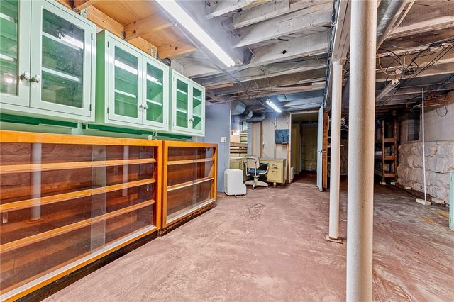 1767 S Eighty Eight Road, Greensboro, PA 15338