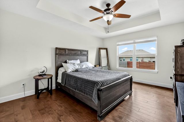 671 N Maplewood Hills Road, Nixa, MO 65714