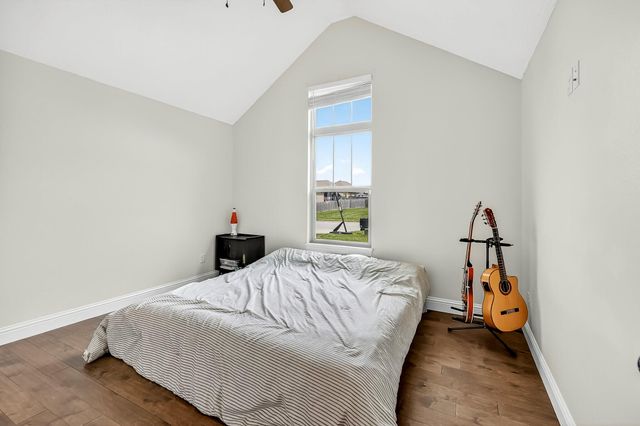 671 N Maplewood Hills Road, Nixa, MO 65714