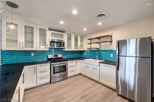 5329 Westleigh Avenue, Las Vegas, NV 89146