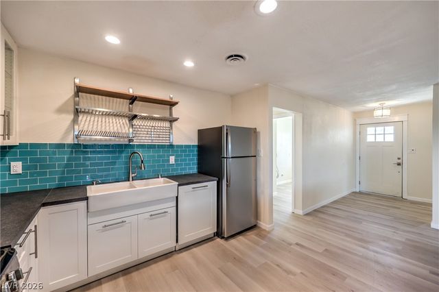 5329 Westleigh Avenue, Las Vegas, NV 89146