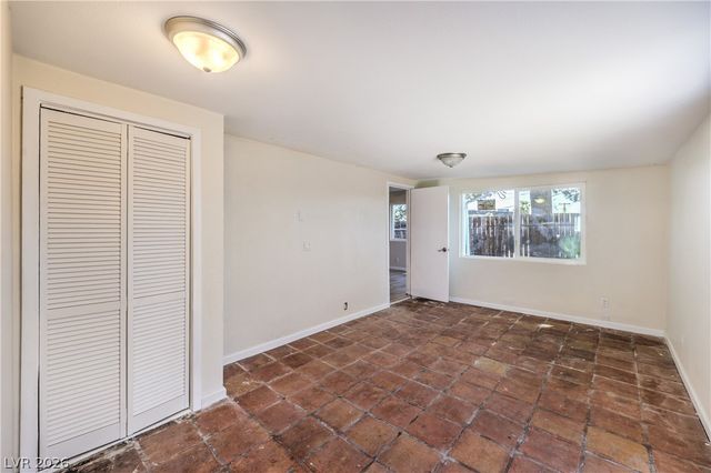 5329 Westleigh Avenue, Las Vegas, NV 89146