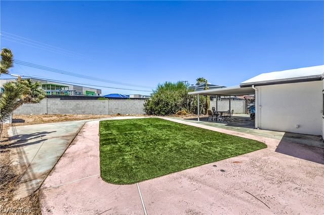 5329 Westleigh Avenue, Las Vegas, NV 89146