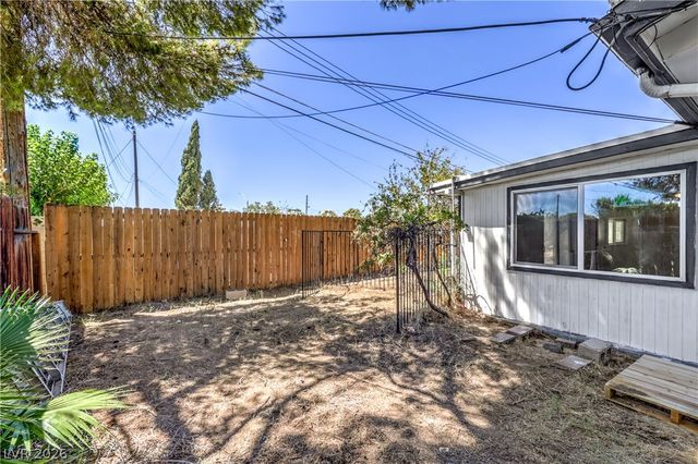 5329 Westleigh Avenue, Las Vegas, NV 89146