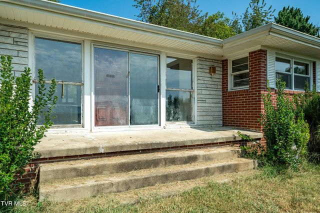 214 Bernard Avenue, Church Hill, TN 37642