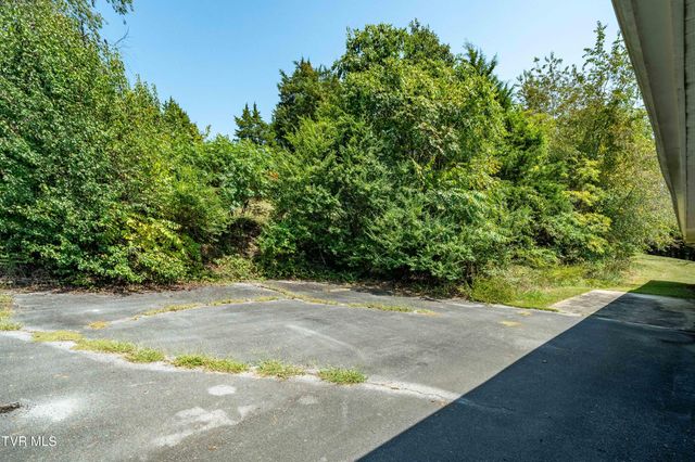 214 Bernard Avenue, Church Hill, TN 37642