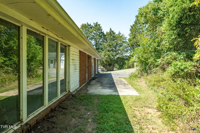 214 Bernard Avenue, Church Hill, TN 37642