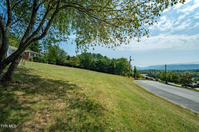 214 Bernard Avenue, Church Hill, TN 37642