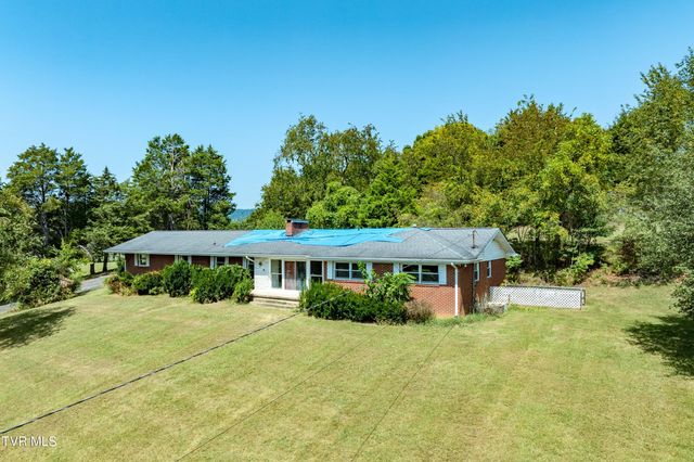 214 Bernard Avenue, Church Hill, TN 37642