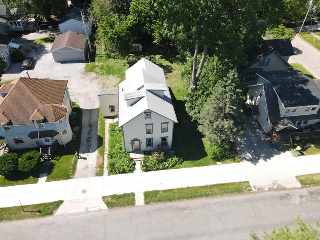 510 1st Street, La Porte, IN 46350