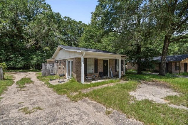 1933 Pallister Place W, Mobile, AL 36618