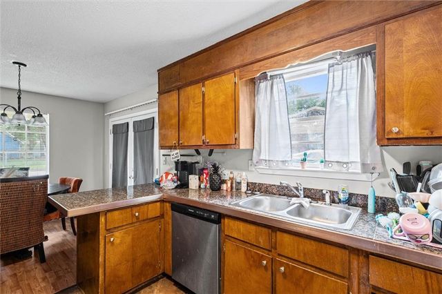 1933 Pallister Place W, Mobile, AL 36618
