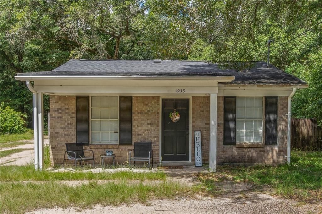 1933 Pallister Place W, Mobile, AL 36618