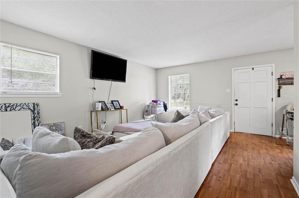 1933 Pallister Place W, Mobile, AL 36618 — photo 3