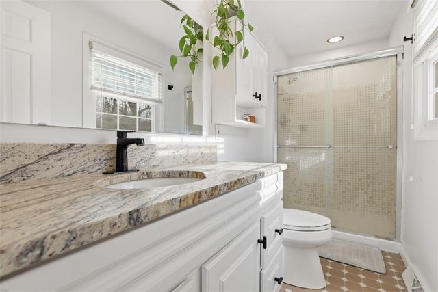 2345 Harrow Rd, Upper St Clair, PA 15241