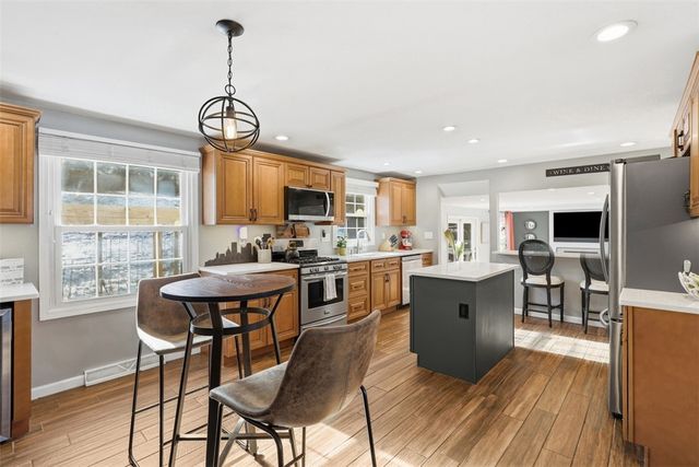 2345 Harrow Rd, Upper St Clair, PA 15241