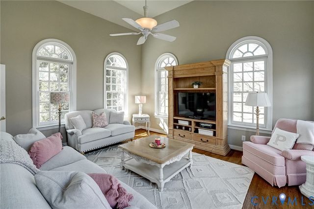 4 Red Fox Rd, Manakin Sabot, VA 23103