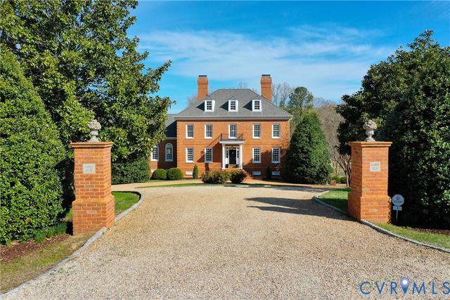 4 Red Fox Rd, Manakin Sabot, VA 23103