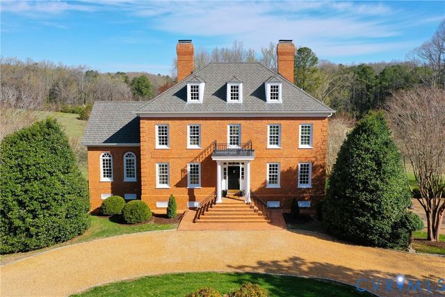 4 Red Fox Rd, Manakin Sabot, VA 23103