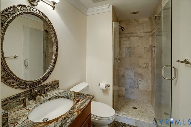 4 Red Fox Rd, Manakin Sabot, VA 23103