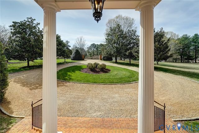 4 Red Fox Rd, Manakin Sabot, VA 23103