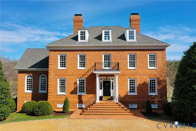 4 Red Fox Rd, Manakin Sabot, VA 23103