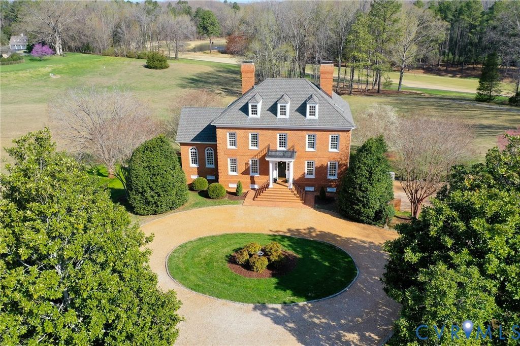 4 Red Fox Rd, Manakin Sabot, VA 23103