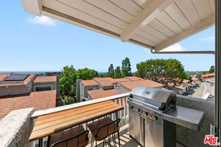 28206 Rey De Copas Lane, Malibu, CA 90265