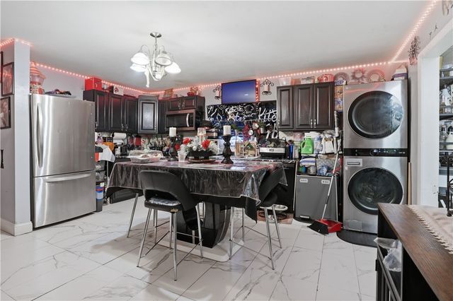 872 Lonsdale Avenue, Central Falls, RI 02863