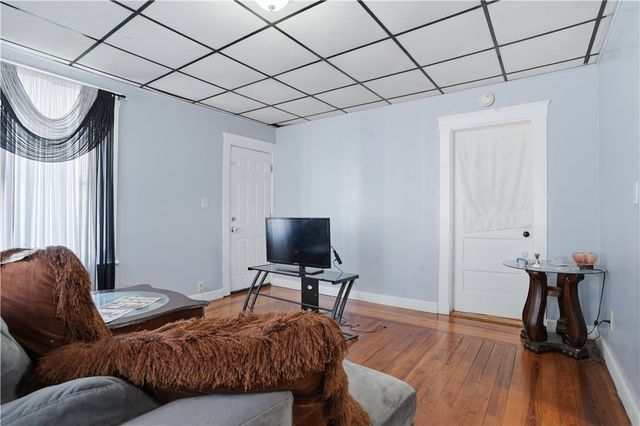 872 Lonsdale Avenue, Central Falls, RI 02863