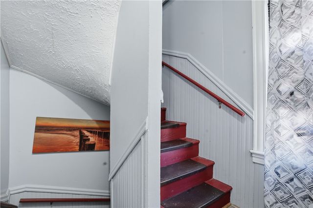 872 Lonsdale Avenue, Central Falls, RI 02863