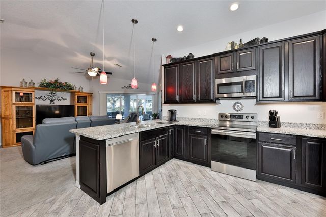 29424 MARKER LOOP, San Antonio, FL 33576