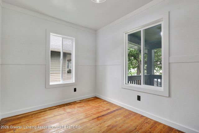 2216 Sunnyside Avenue, Lansing, MI 48910
