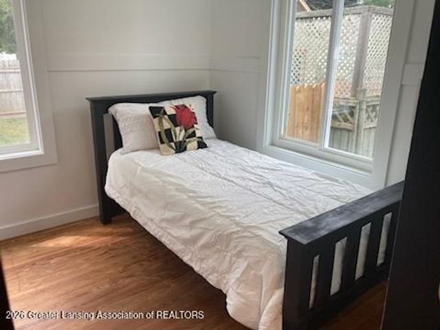 2216 Sunnyside Avenue, Lansing, MI 48910