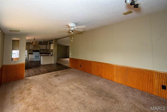 3 Zacks Acres, Villa Ridge, MO 63089