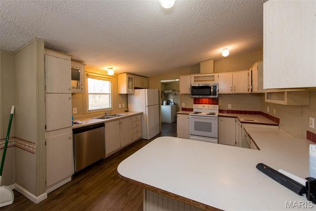 3 Zacks Acres, Villa Ridge, MO 63089