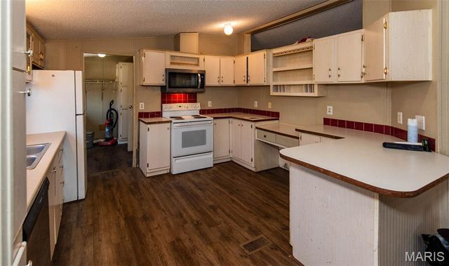 3 Zacks Acres, Villa Ridge, MO 63089