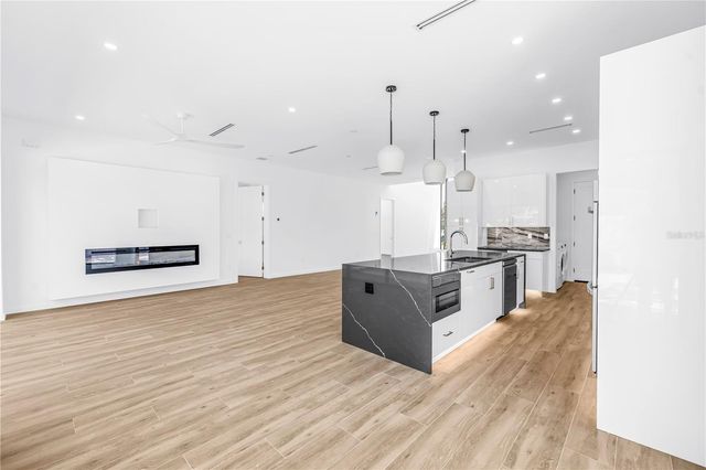 2345 TEMPLE STREET, Sarasota, FL 34239