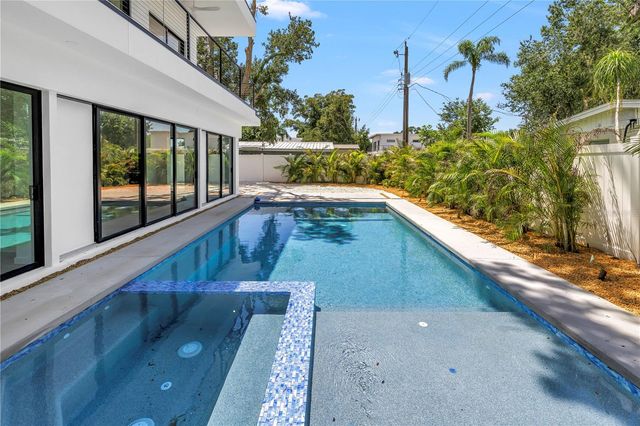 2345 TEMPLE STREET, Sarasota, FL 34239