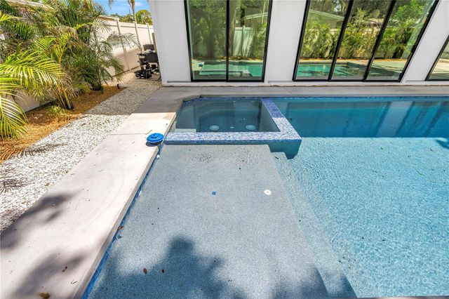 2345 TEMPLE STREET, Sarasota, FL 34239